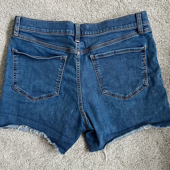 Express medium wash cut off frayed “midi” mid rise shorts size 12 - Picture 6 of 7